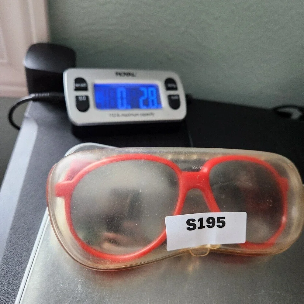 Foster Grant Sunglasses Vintage Rare Red Frames Mirror Lenses & Side Protection